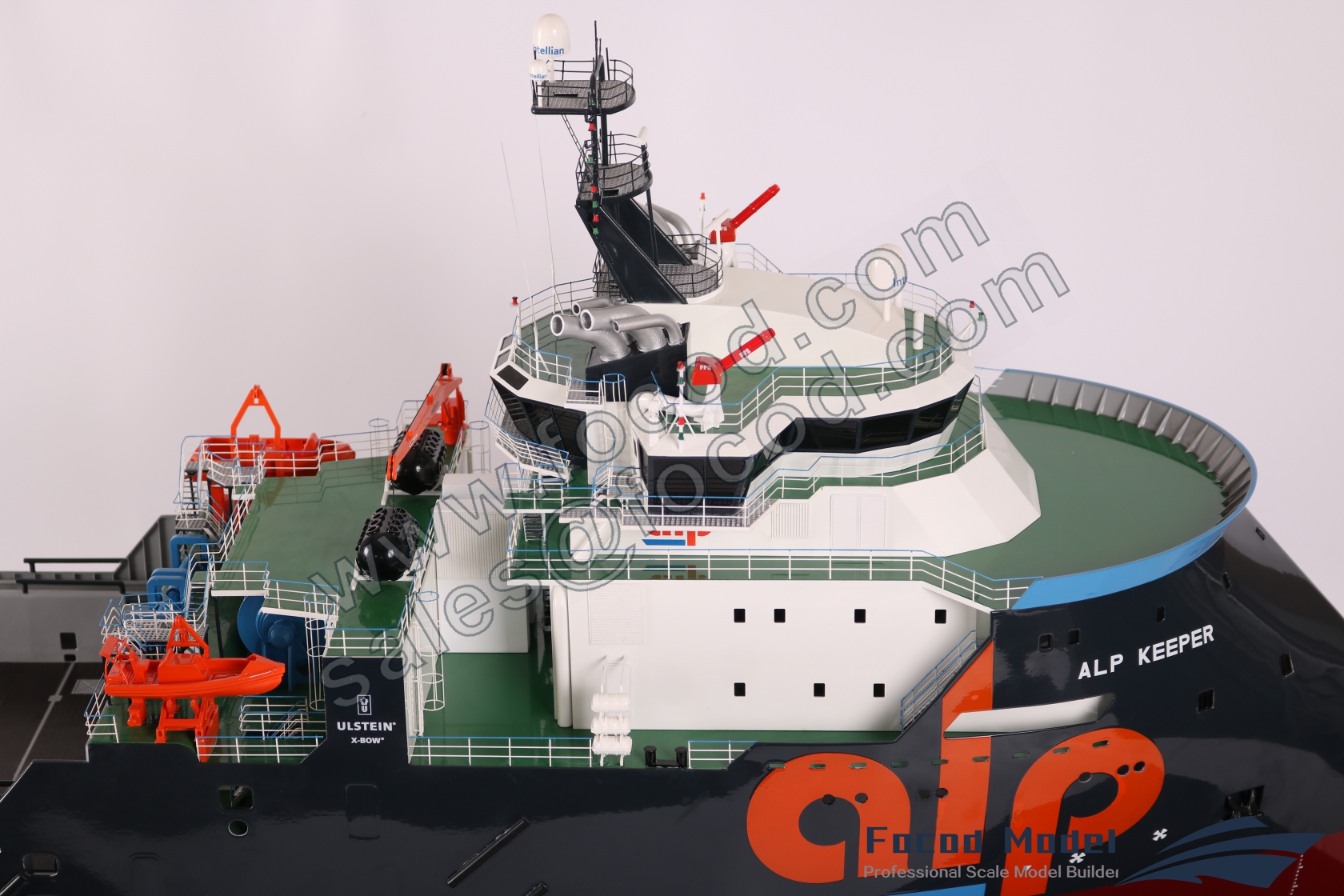 90米长ULSTEIN AX104型远洋拖船定制模型